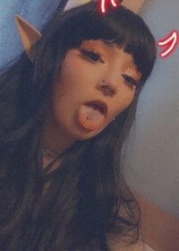pixielfbitch's Offline Chat Room
