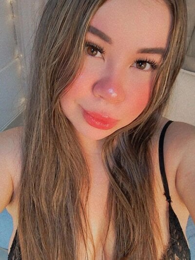 Katherinn_gomezz Female Tittyfuck Striptease Cam