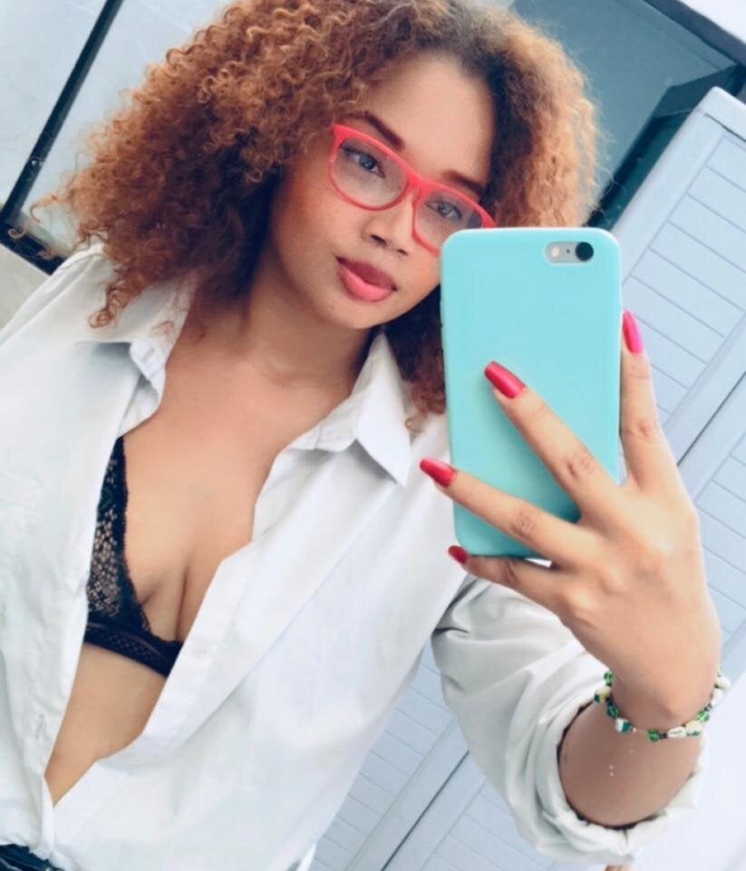 samara_bigboobs2 profile