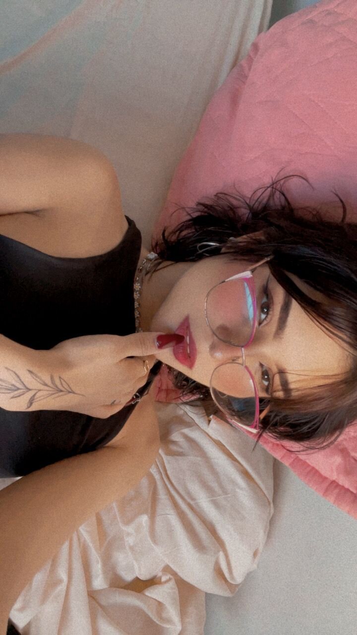 lana_claire