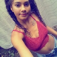 LAQUEENBLACK's Offline Chat Room