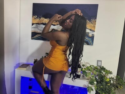 Emmasweet- Female Bbwteens Adult Cam