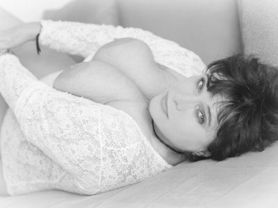 Scarlett6331 Female Tittyfuck Online Webcam Sex