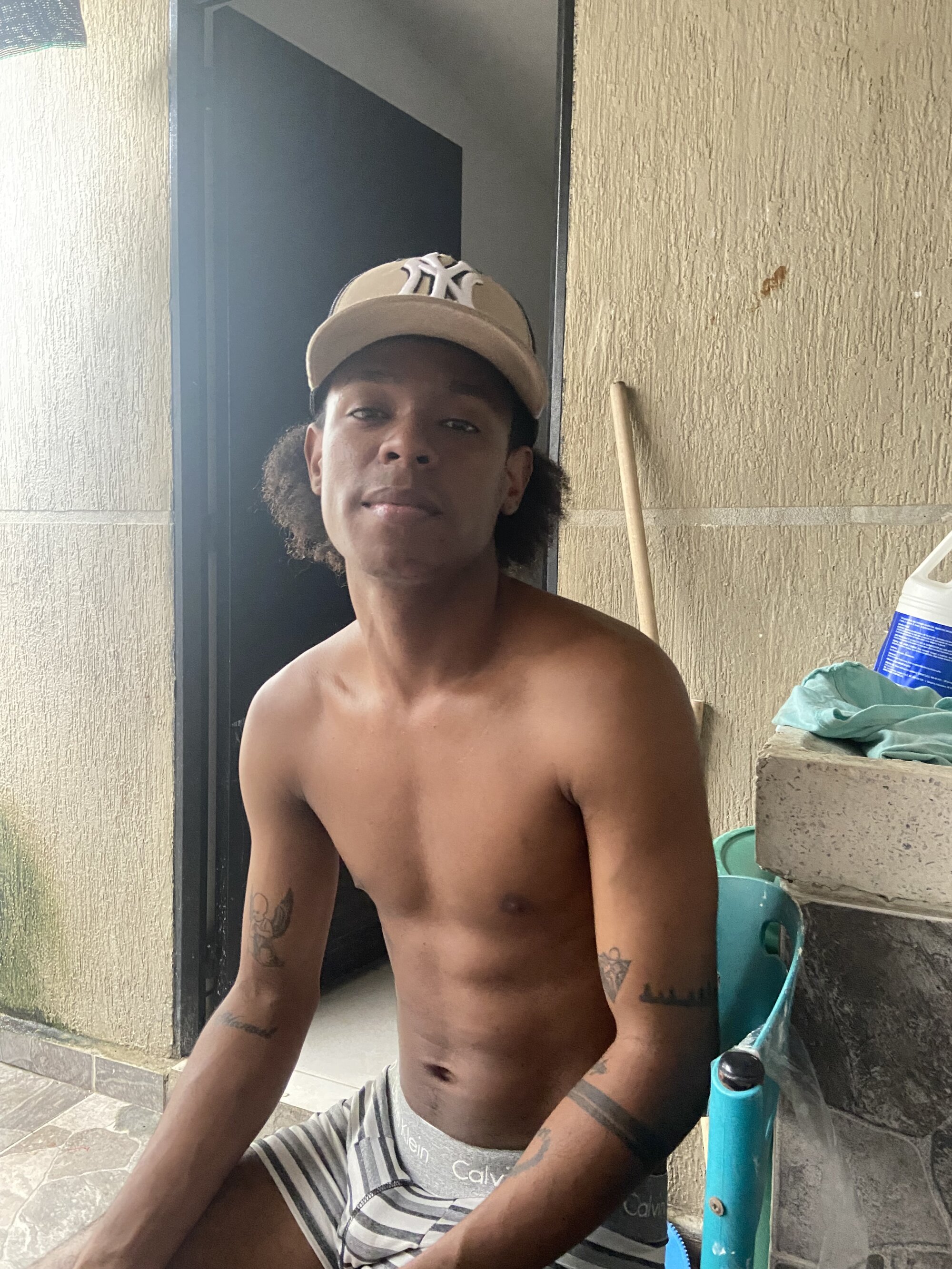 Bryan_hot1