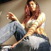 Cece_drake04's Offline Chat Room