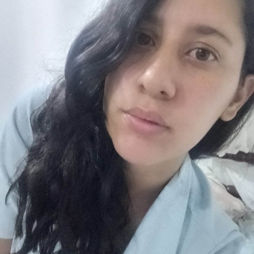 sexlivecamsites.com luna_ventura livesex profile in where-you-get-hot cams