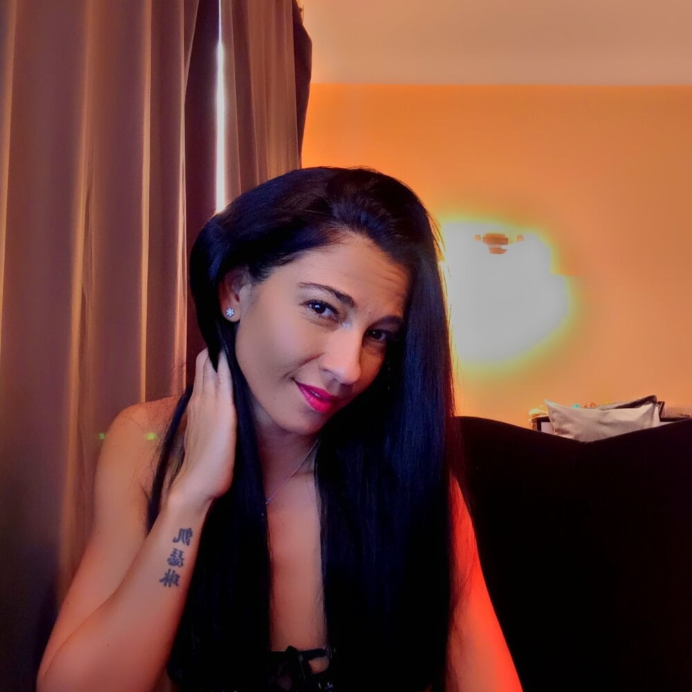 DelicateKiss' Offline XXX Chat