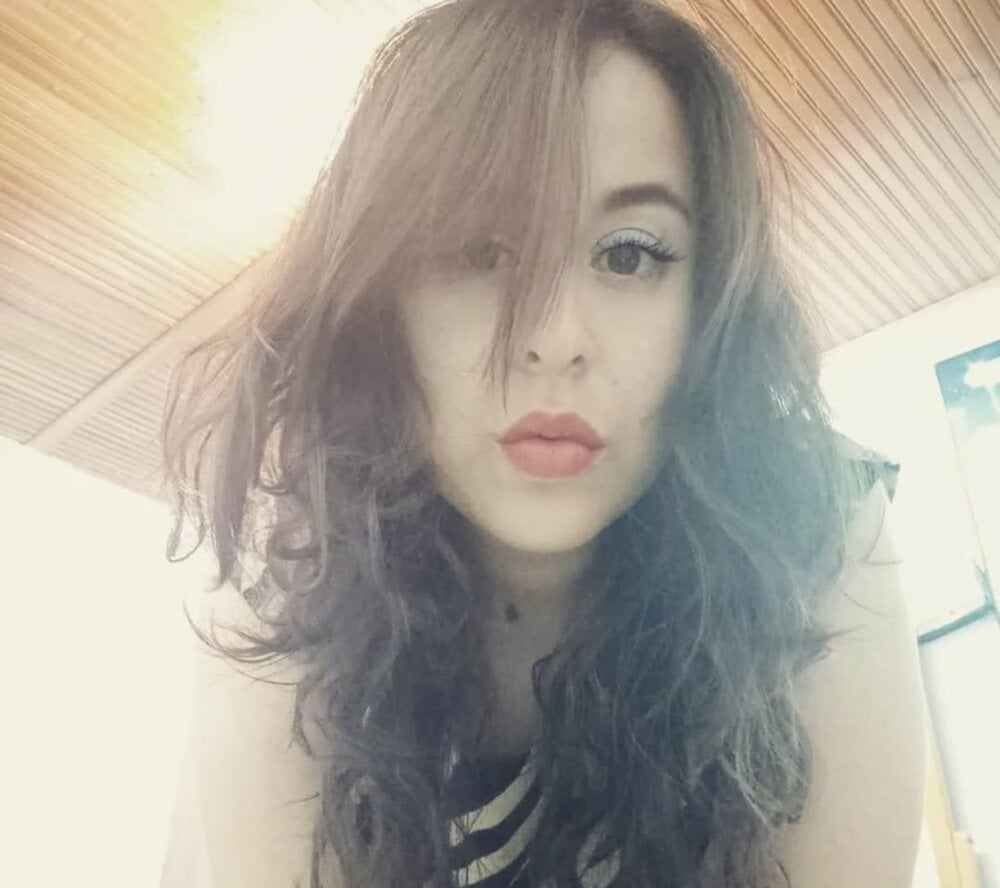 stripchat scarleth_brown41 webcam profile pic via cheapadultsexcams.com