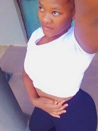 SweetestcherryXX's webcam live show