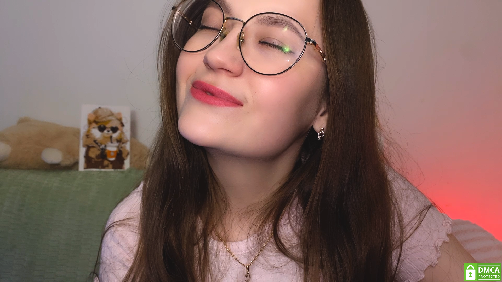 mia_here