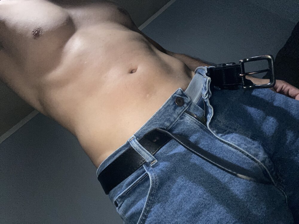 SlimSexxxy69 profile