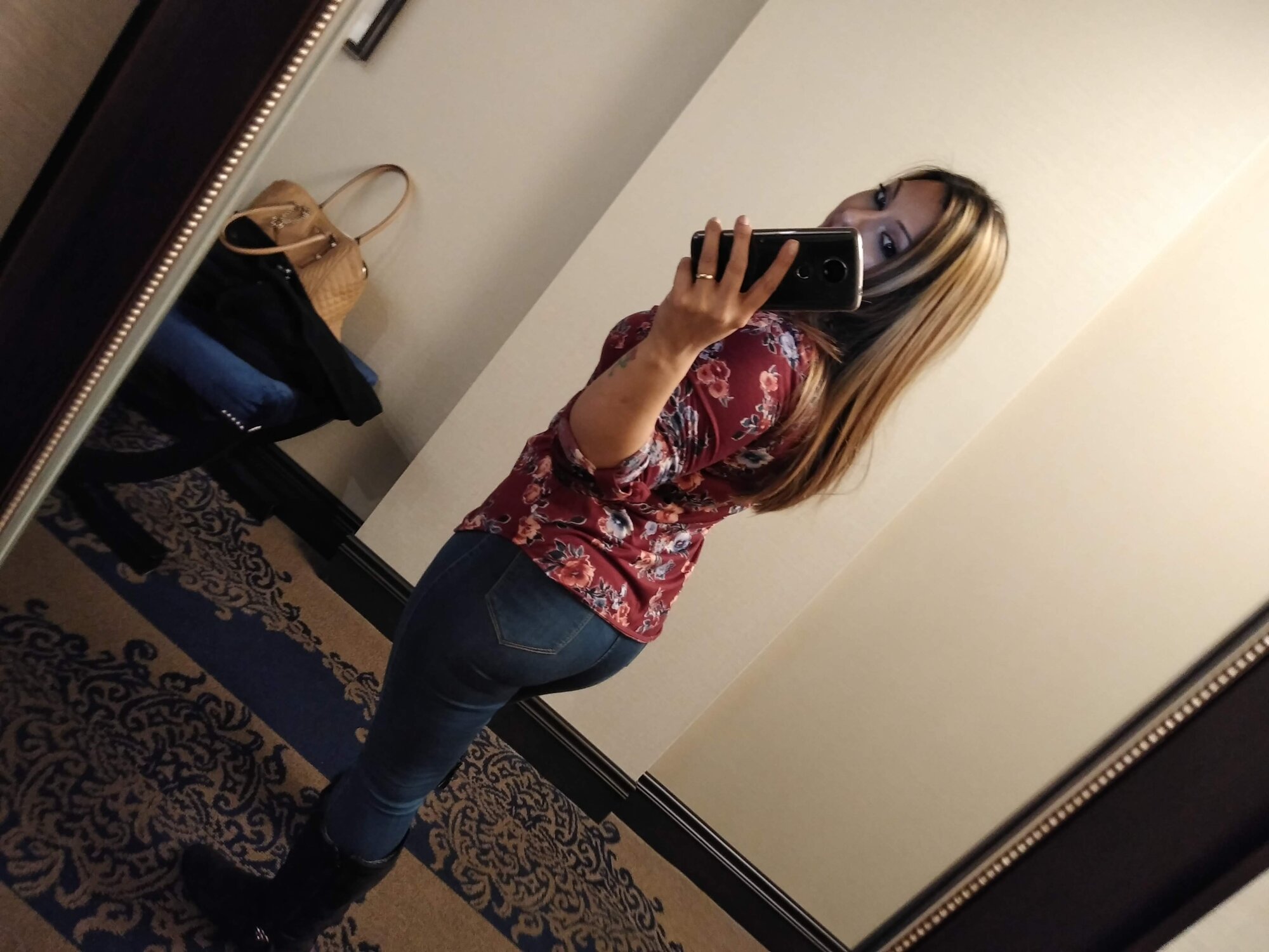 NaughtyCandygirl