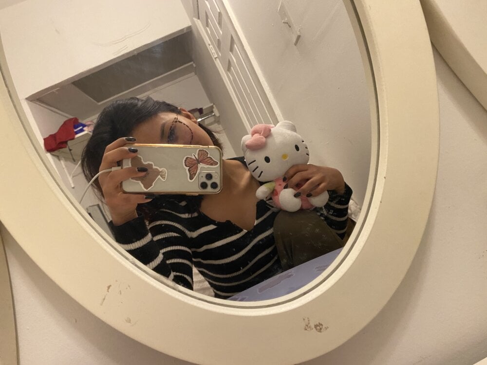 watchgirlcam.com tinydaisy21 livesex profile in colombia-8-pm-3-am-gmt-5-nuevo-horario cams