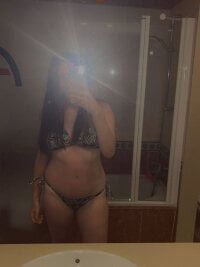 bigtitts1266's Offline Chat Room