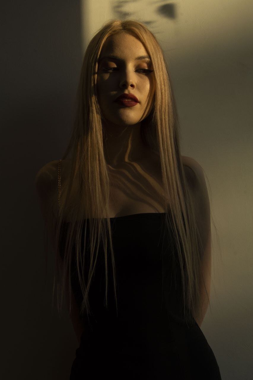 Jess_Saintly_