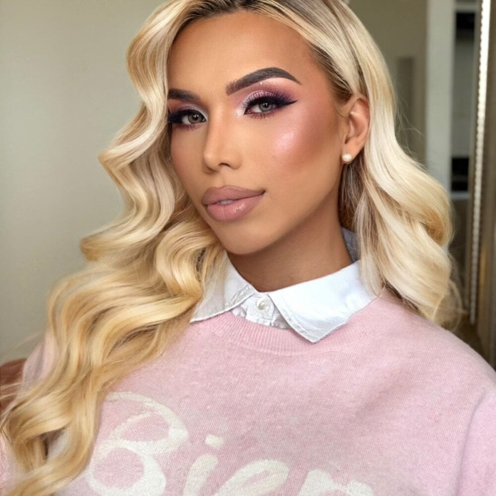 carsonroberrt from stripchat