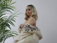 MilenaBlossom's Live XXX Chat