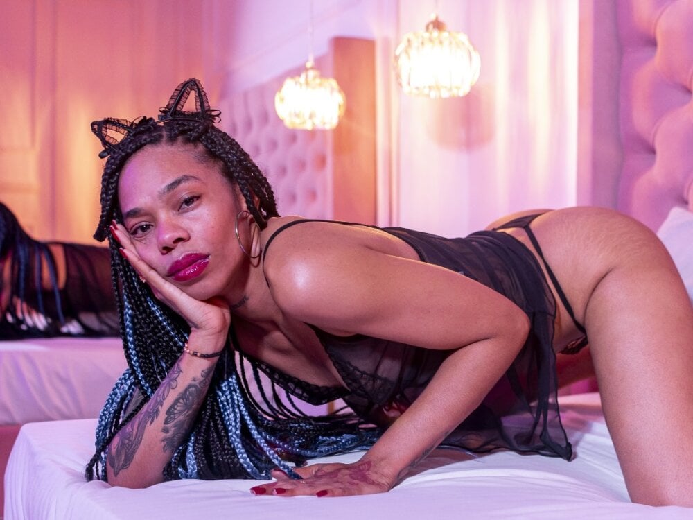 mega-camsex.net megan_black_dl livesex profile in other cams