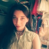 Fluttertucker's Offline Chat Room