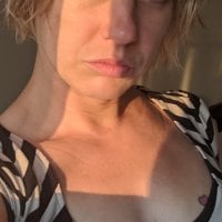 Dianeempressofall offline chatrum