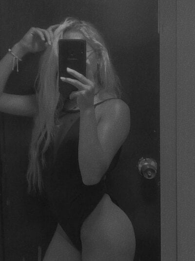 Anaisvelvet02 Avatar