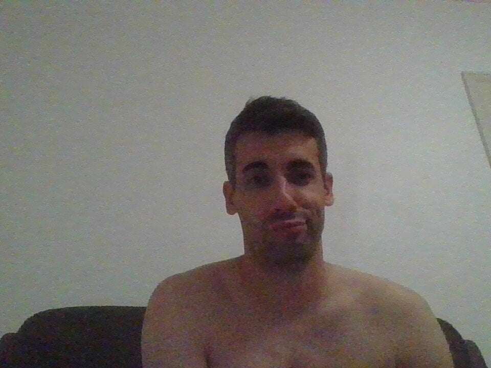julioishere4you from stripchat