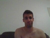 JulioIsHere4you's webcam live show
