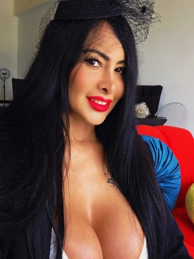 missbratzboobs profile