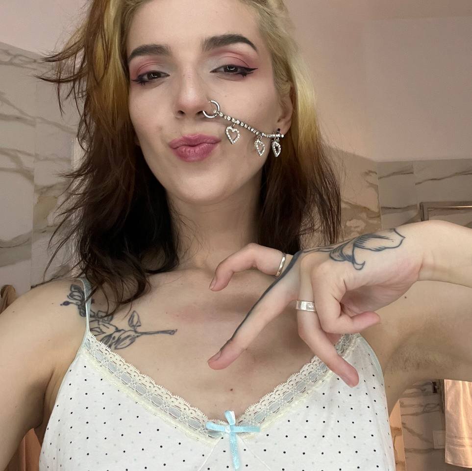 VeneraGucci ⏮ naked chat
