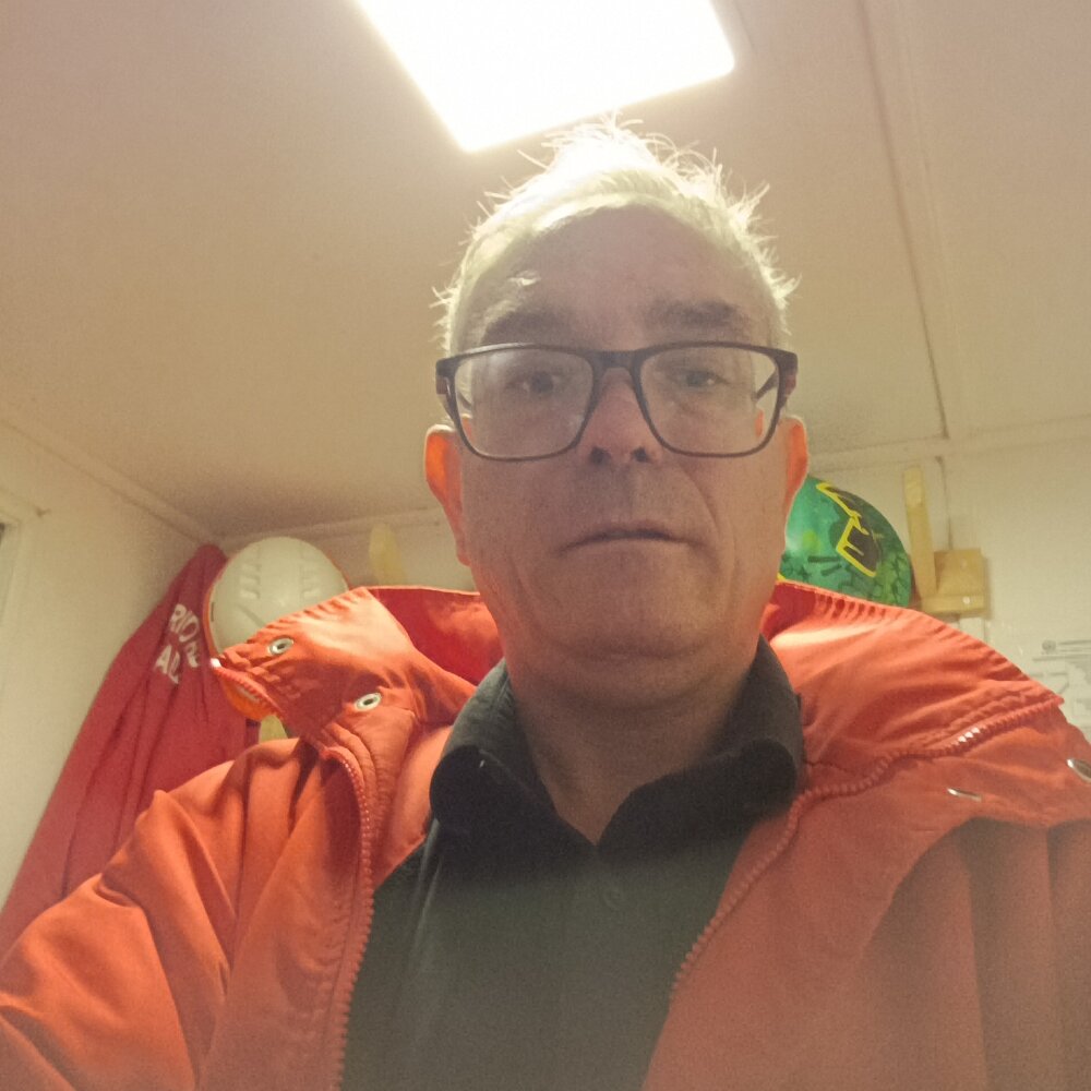 alesaaxxx's Offline XXX Chat