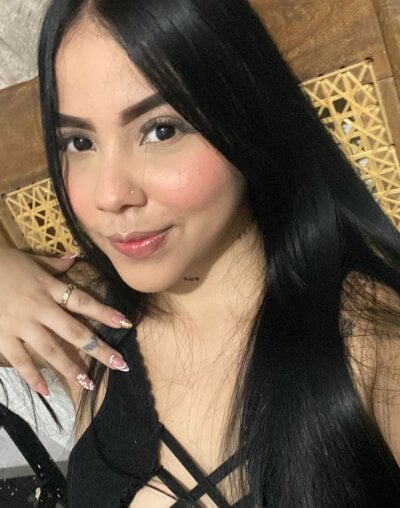 Synne_pum Female Oilshow Webcam Nude