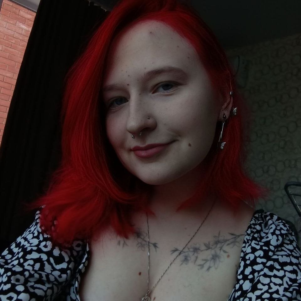 glamcambabes.com lizzystars livesex profile in deutsch cams