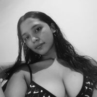 SallomeDavies' Offline Chat Room