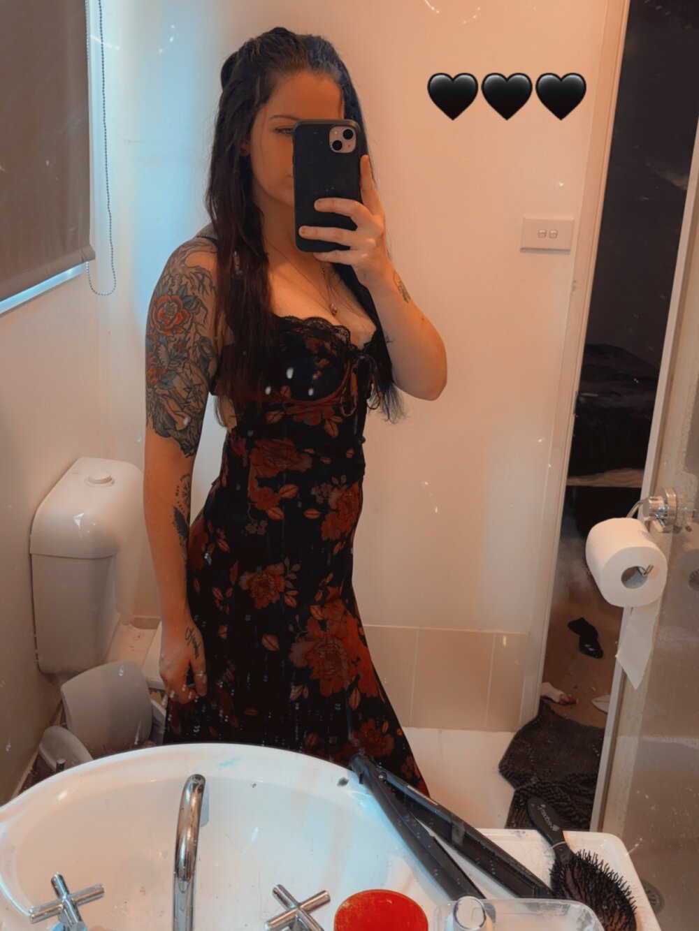 Miss_s' Offline XXX Chat