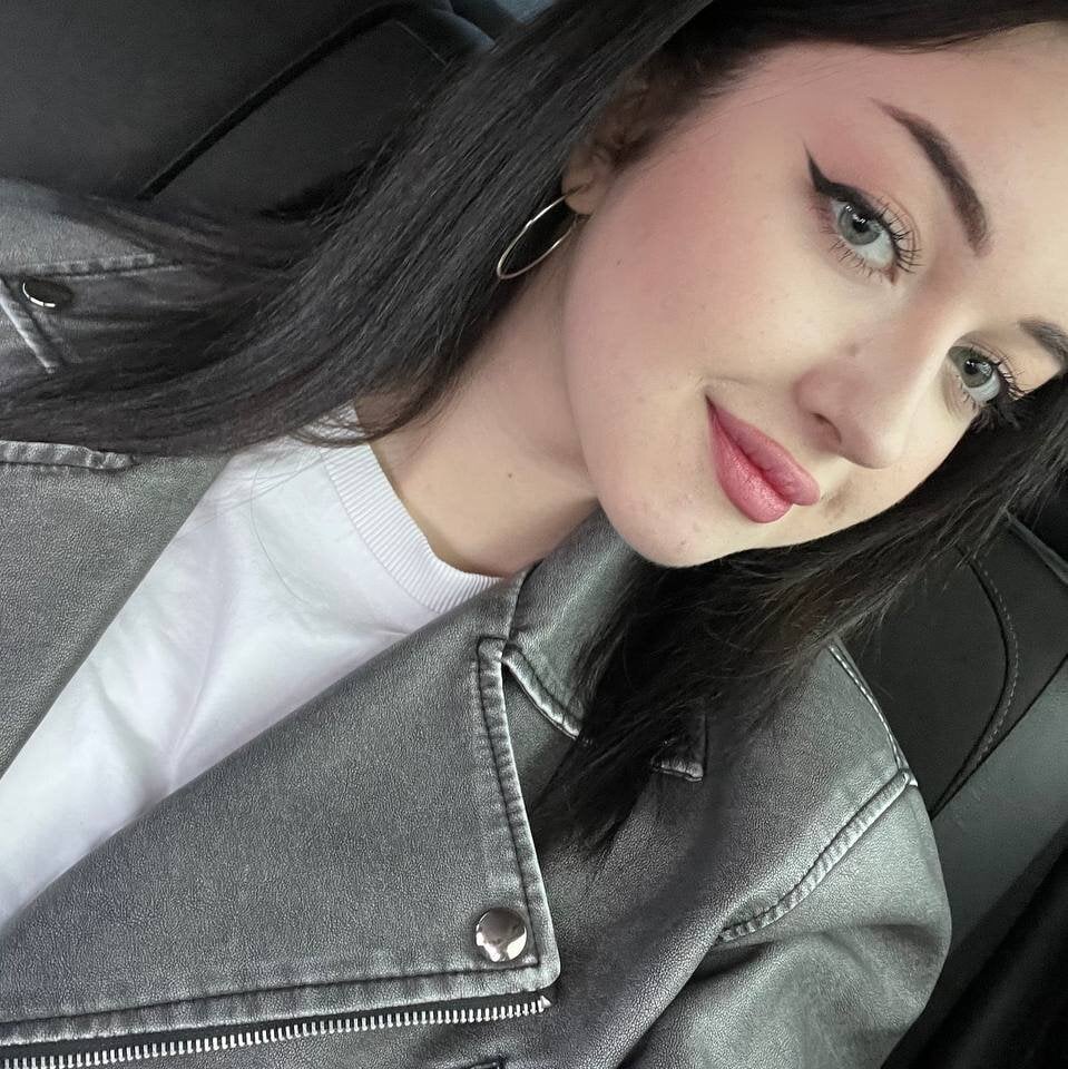 GinaAmber profile