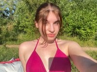 _Amoranthii_'s Offline Chat Room