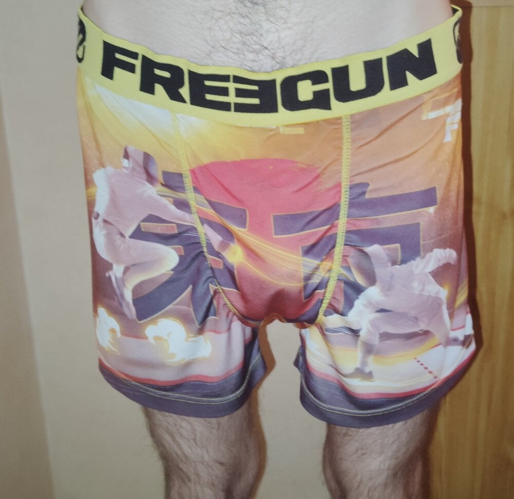 julien205 from stripchat