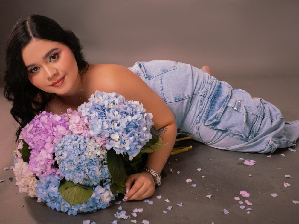 myliveeroticcams.com sofiacortes4 livesex profile in e cams