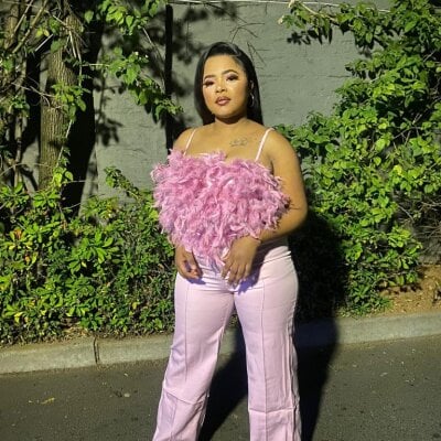 Nykeishaa - striptease