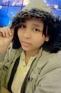 Itzel_Fi5ting Offline Chatraum