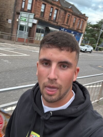 Danny24133Live Webcam