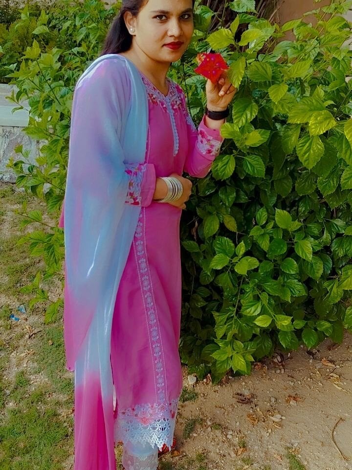 mega-camsex.net divya68 livesex profile in i cams