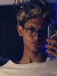 massimo_alessandro's webcam live show
