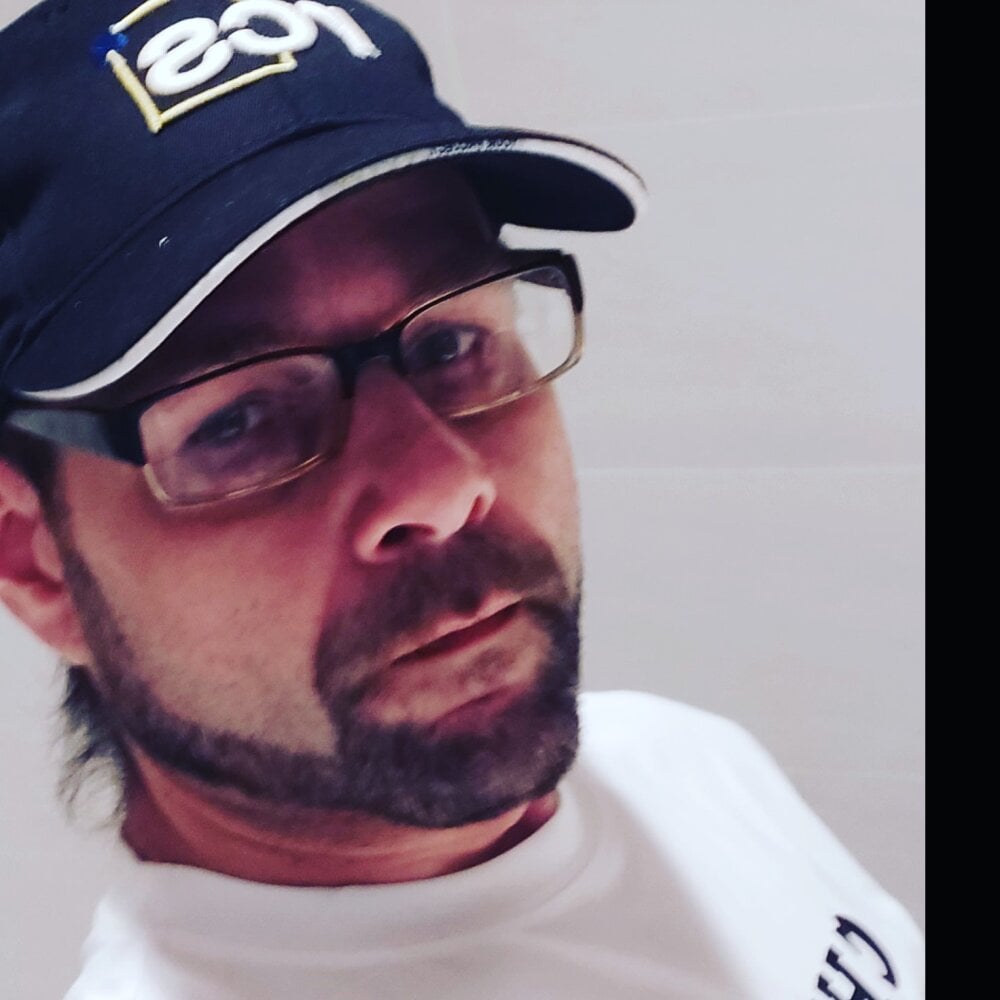 Dv80rXo's most recent online preview