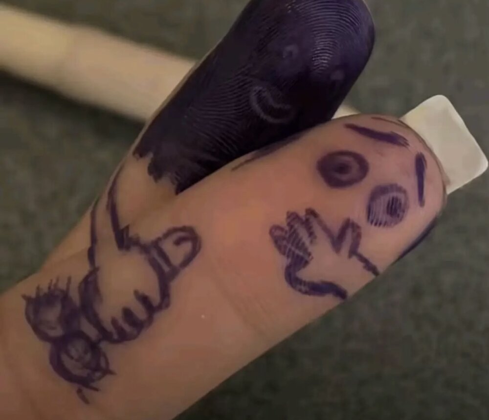 BomberSperm98's Offline XXX Chat