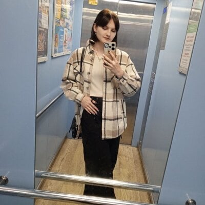 maydaatherton from stripchat