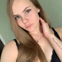 AdelineRoche's Offline Chat Room