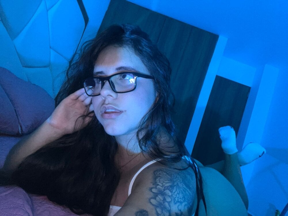 April1_sc's Offline XXX Chat