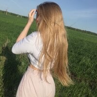 Adelyna_Bird's webcam live show