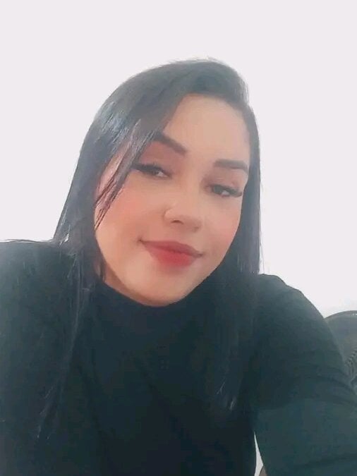 stripchat crislainesex webcam profile pic via myliveeroticcams.com